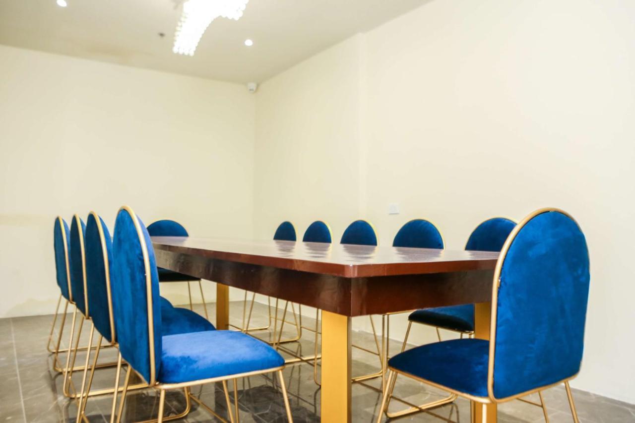 Surestay Studio By Best Western Clarkview Angeles City Exterior photo